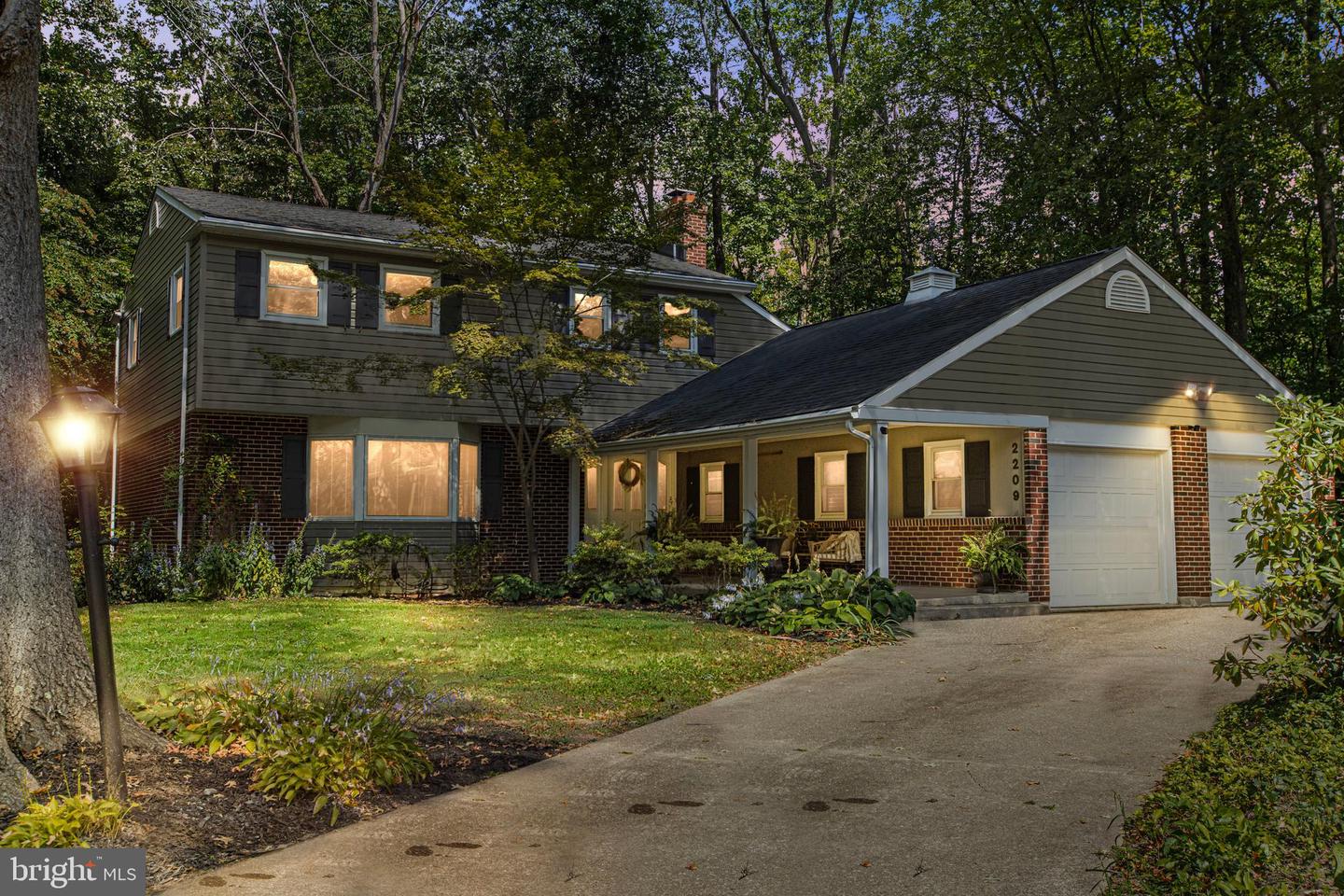 WILMINGTON, Delaware, 19810, United States, 4 Bedrooms Bedrooms, ,3 BathroomsBathrooms,Residential,For Sale,1990467