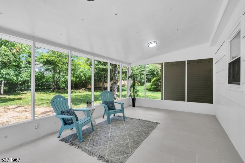 Berkeley Heights Twp., New Jersey, 07922, United States, 5 Bedrooms Bedrooms, ,3 BathroomsBathrooms,Residential,For Sale,1927400