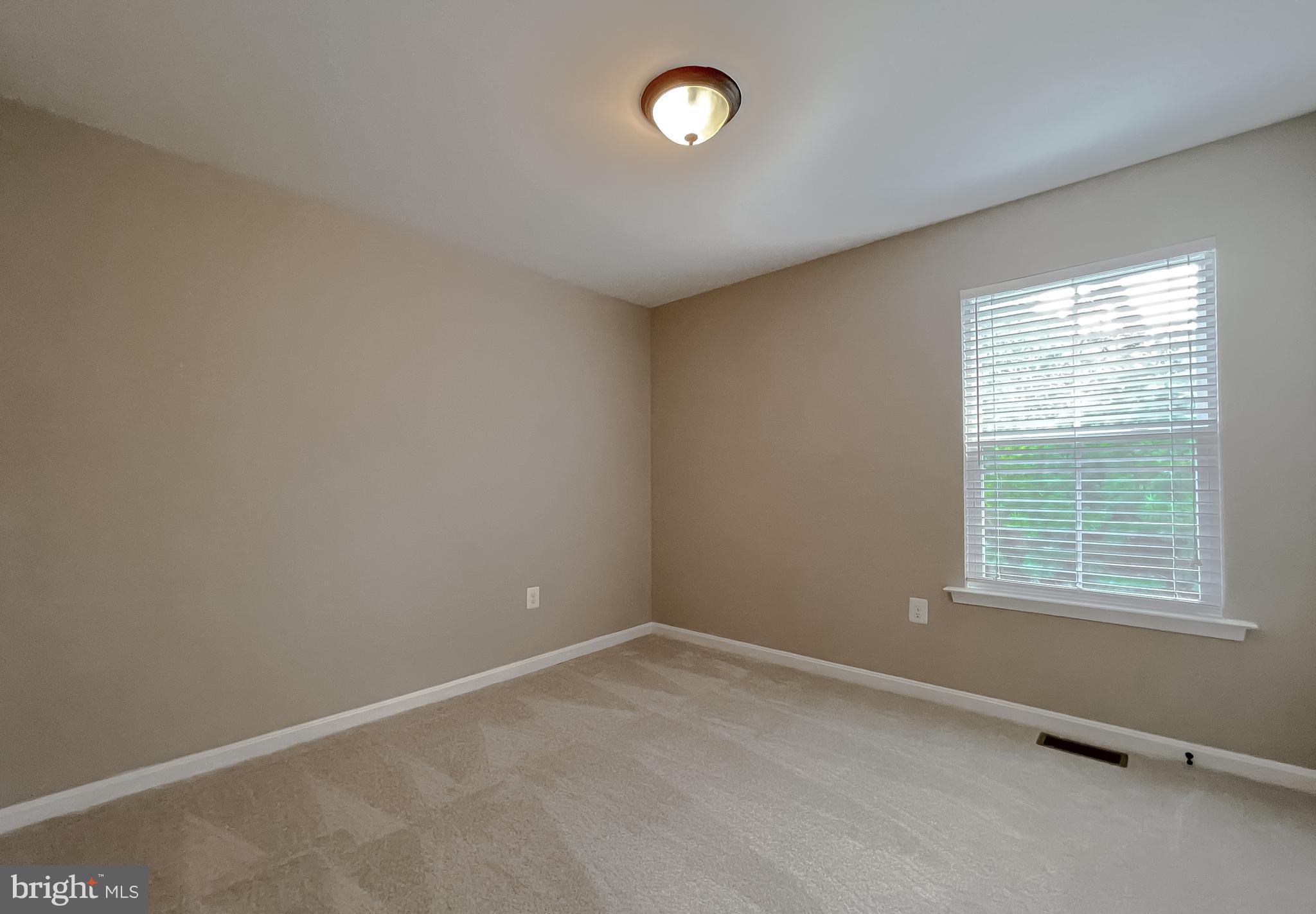 Saint Inigoes, Maryland, 20684, United States, 4 Bedrooms Bedrooms, ,4 BathroomsBathrooms,Residential,For Sale,1935766