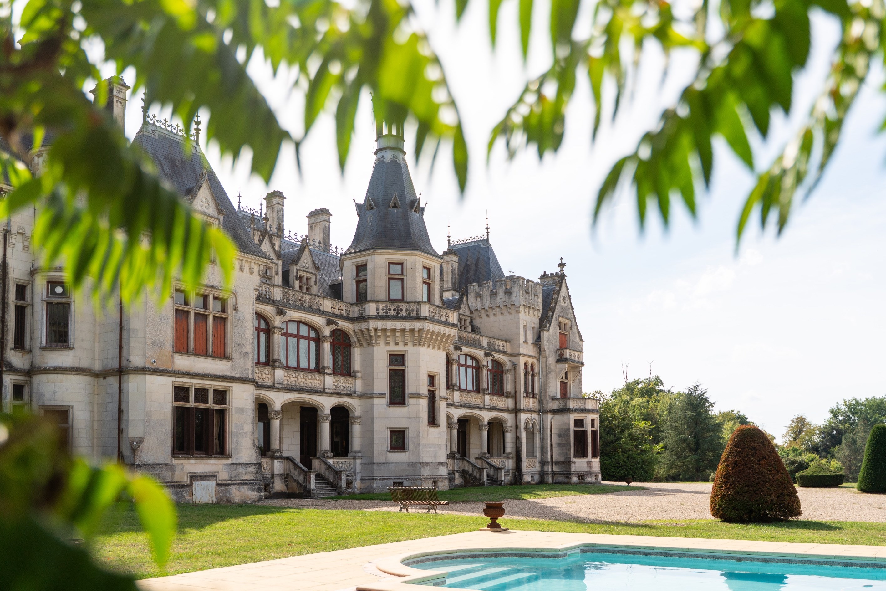  Saintes — Exceptional Château, a Remarkable Architectural and Artistic Legacy - 物件實景