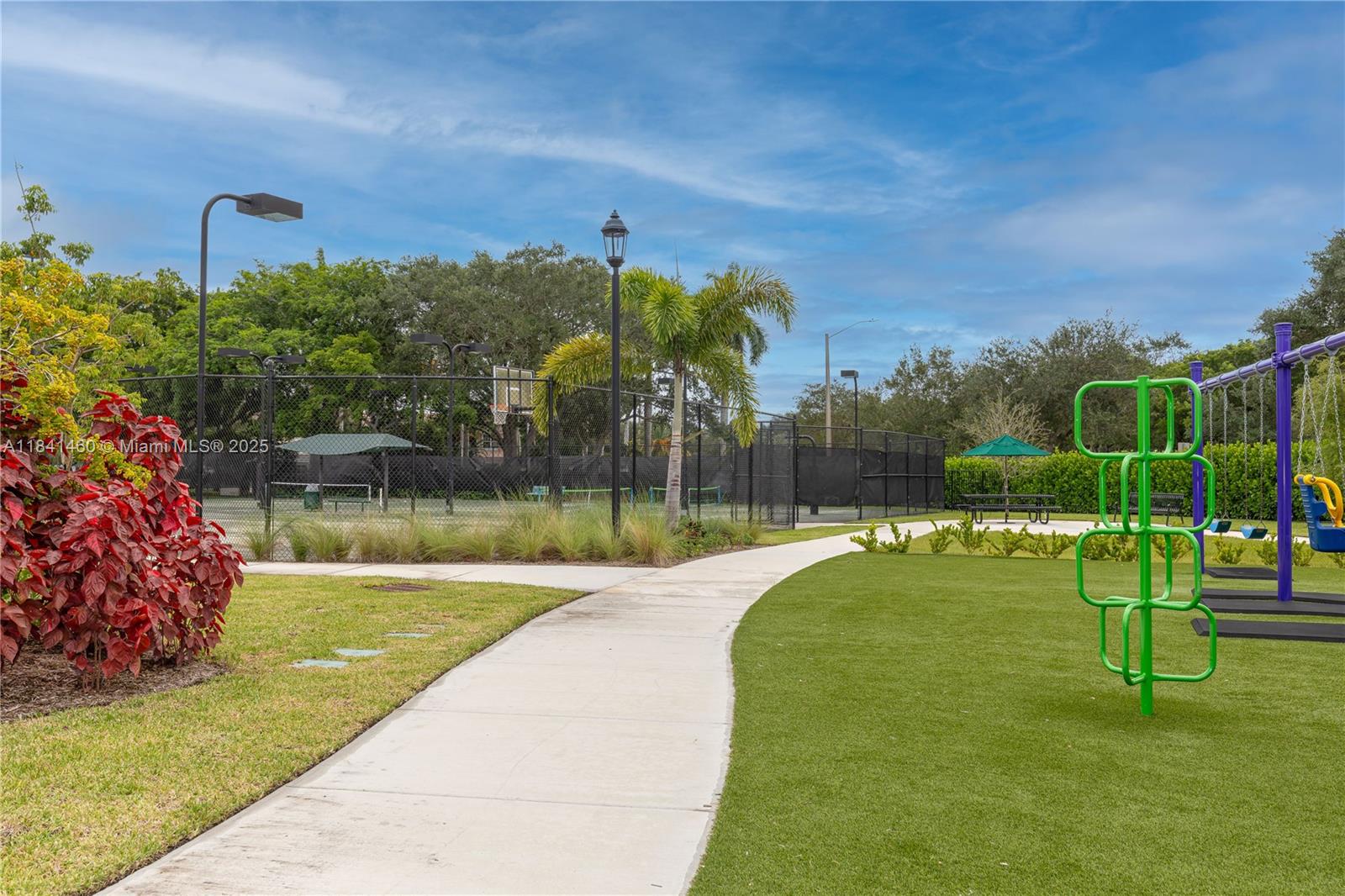 Coral Springs, Florida, 33071, United States, 5 Bedrooms Bedrooms, ,4 BathroomsBathrooms,Residential,For Sale,1921900