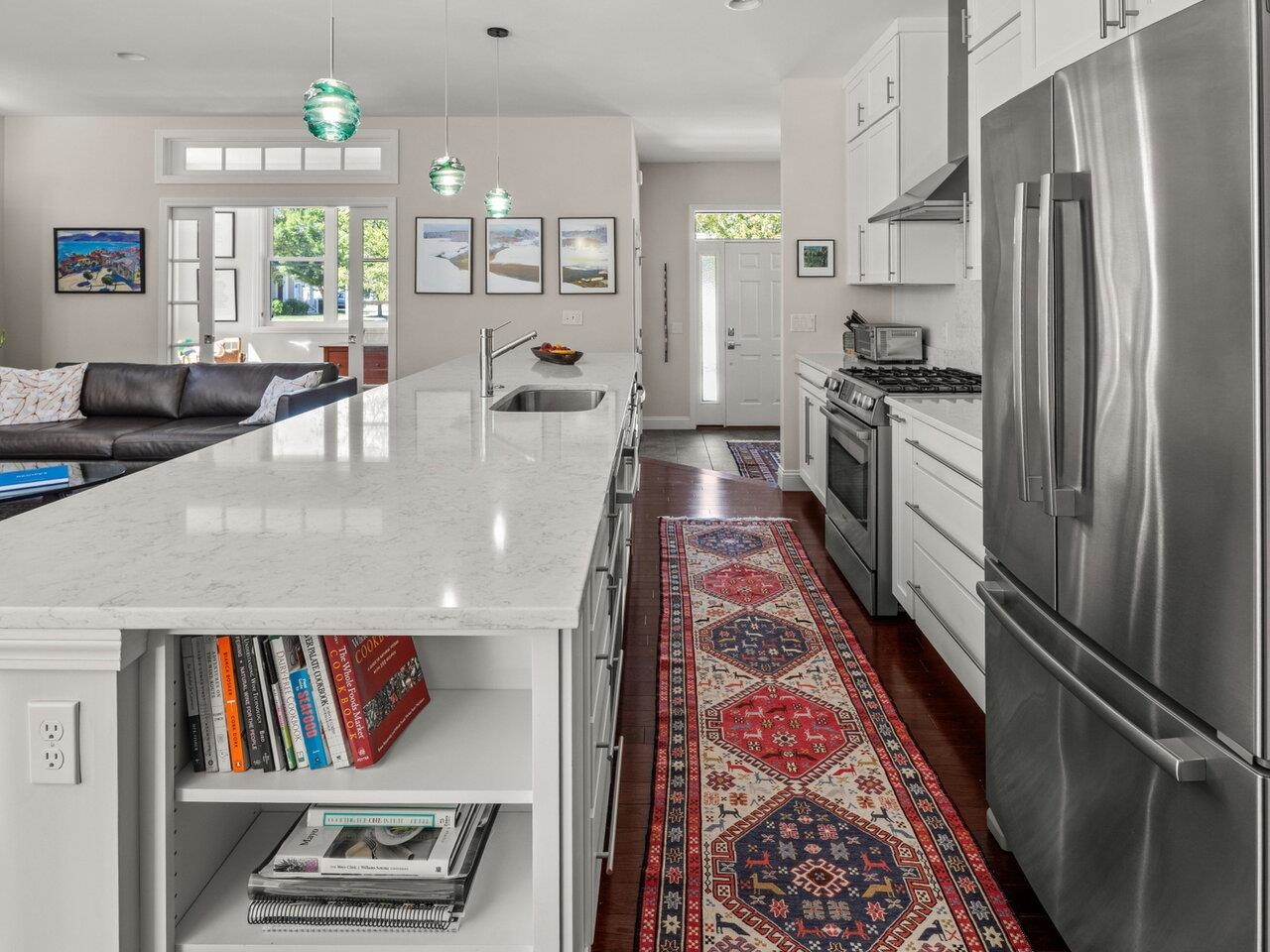 Burlington, Vermont, 05401, United States, 2 Bedrooms Bedrooms, ,2 BathroomsBathrooms,Residential,For Sale,1927206