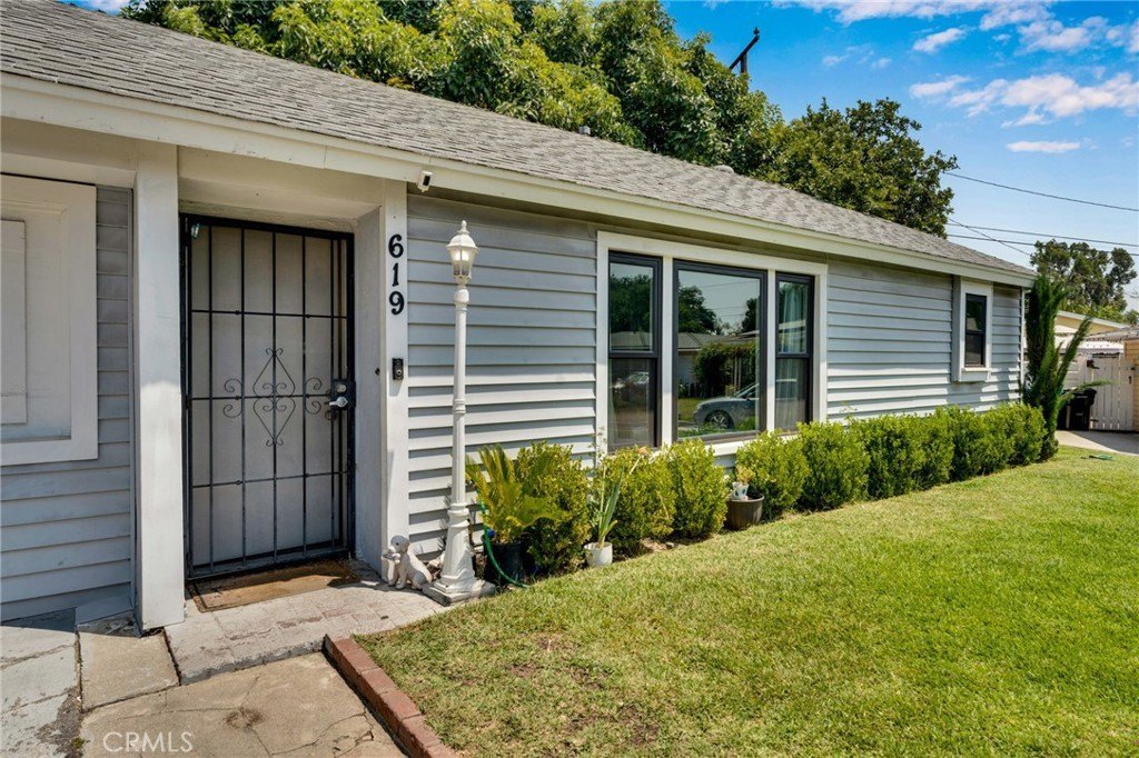 Glendora, California, 91741, United States, 3 Bedrooms Bedrooms, ,1 BathroomBathrooms,Residential,For Sale,1920323