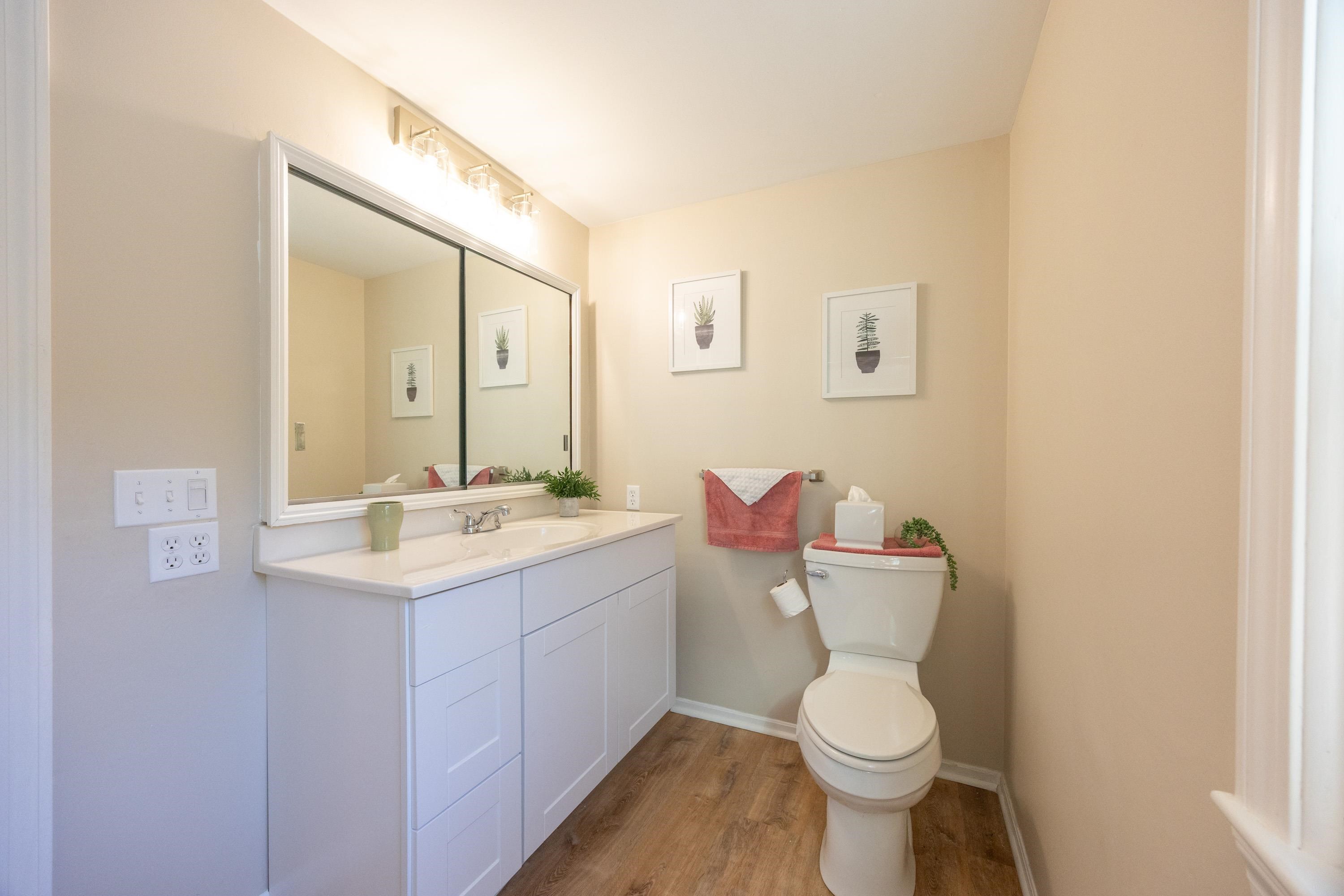 Pembroke, New Hampshire, 03275, United States, 4 Bedrooms Bedrooms, ,3 BathroomsBathrooms,Residential,For Sale,1925461
