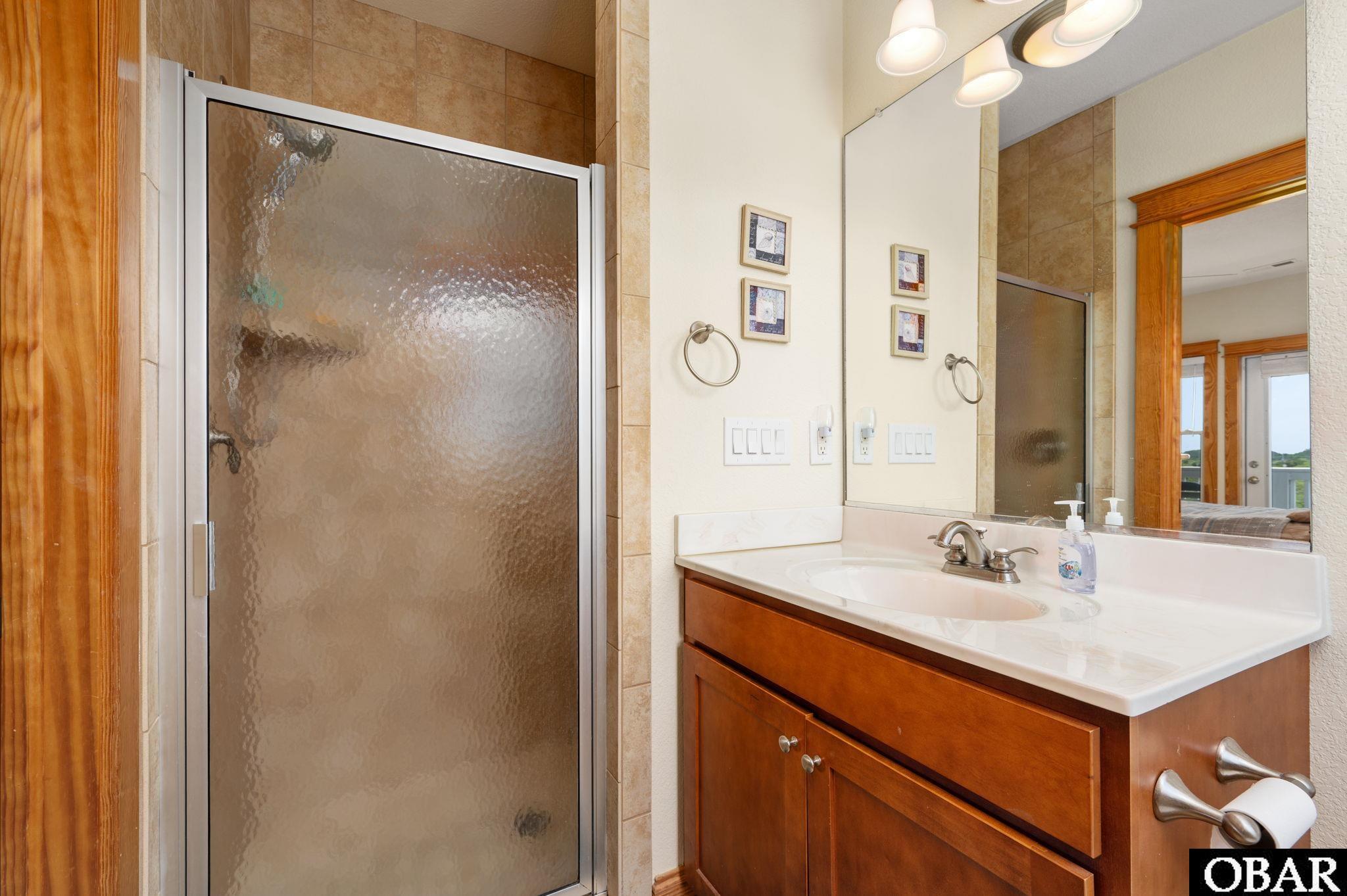 Nags Head, North Carolina, 27959, United States, 3 Bedrooms Bedrooms, ,2 BathroomsBathrooms,Residential,For Sale,1845082