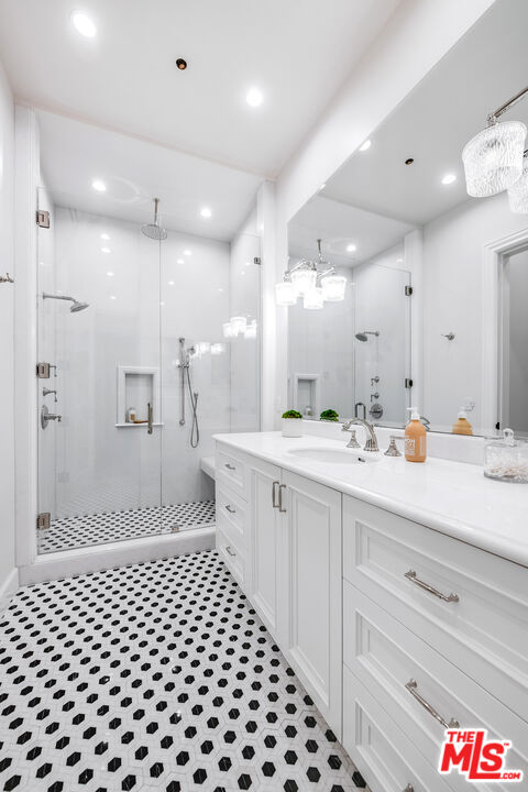 Beverly Hills, California, 90210, United States, 6 Bedrooms Bedrooms, ,12 BathroomsBathrooms,Residential,For Sale,1865227