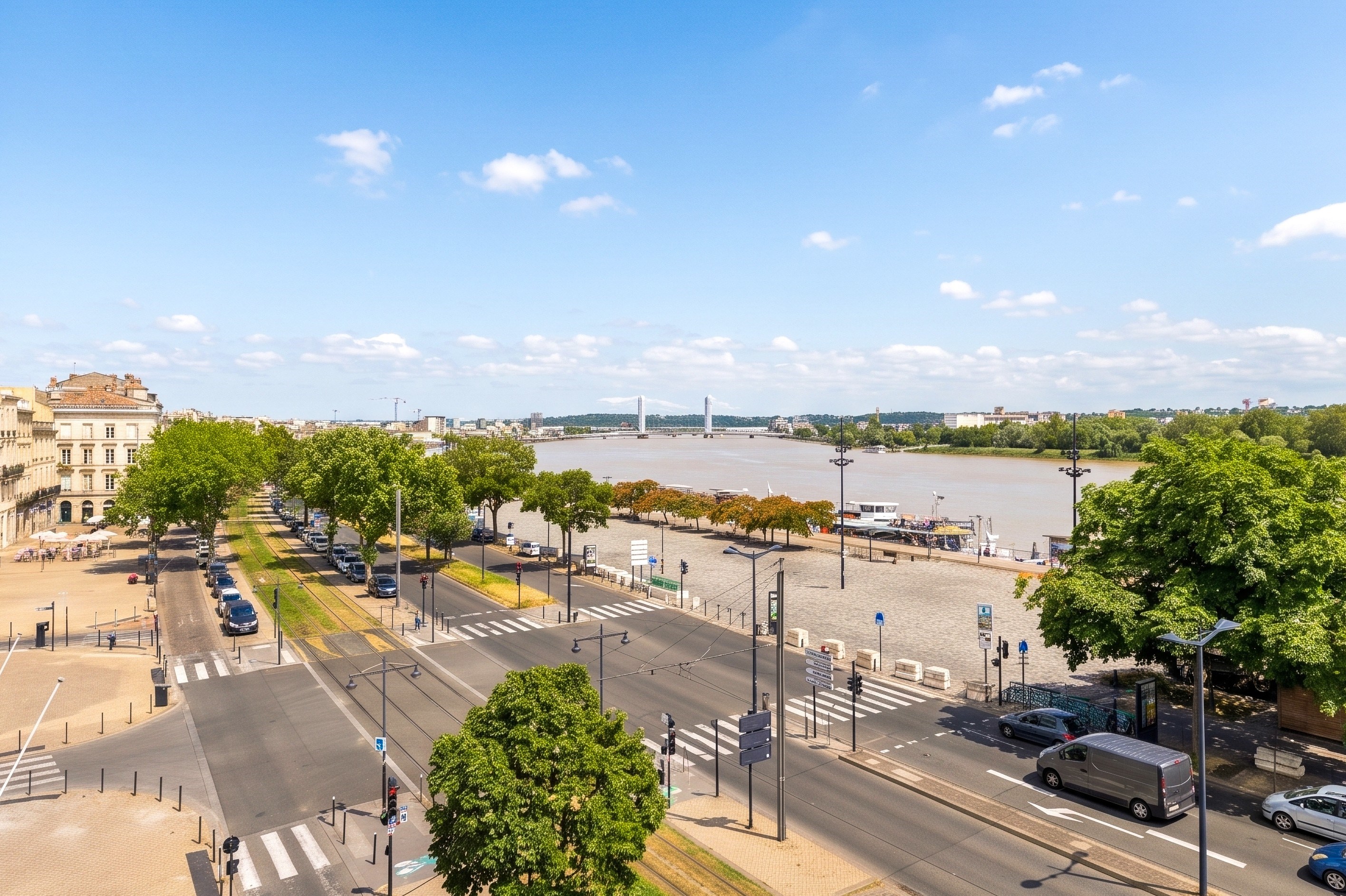  STUNNING APARTMENT WITH TERRACE AND GARONNE RIVER VIEW - 物件實景