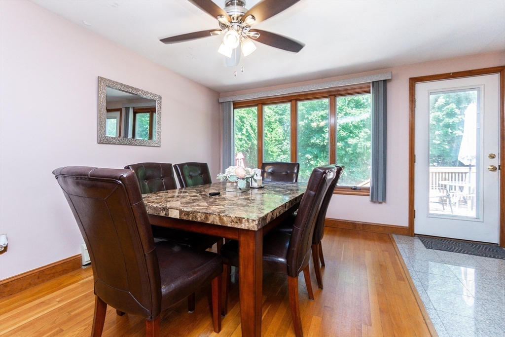 Saugus, Massachusetts, 01906, United States, 3 Bedrooms Bedrooms, ,2 BathroomsBathrooms,Residential,For Sale,1982387