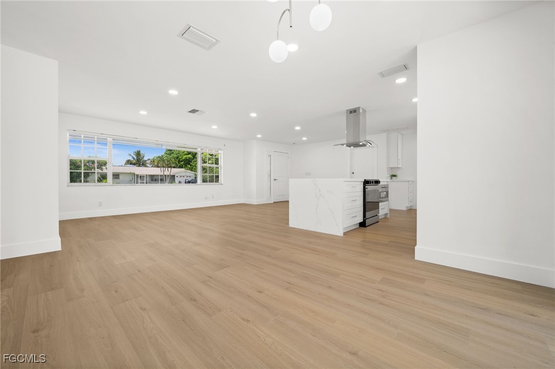 Cape Coral, Florida, 33904, United States, 4 Bedrooms Bedrooms, ,3 BathroomsBathrooms,Residential,For Sale,1975138