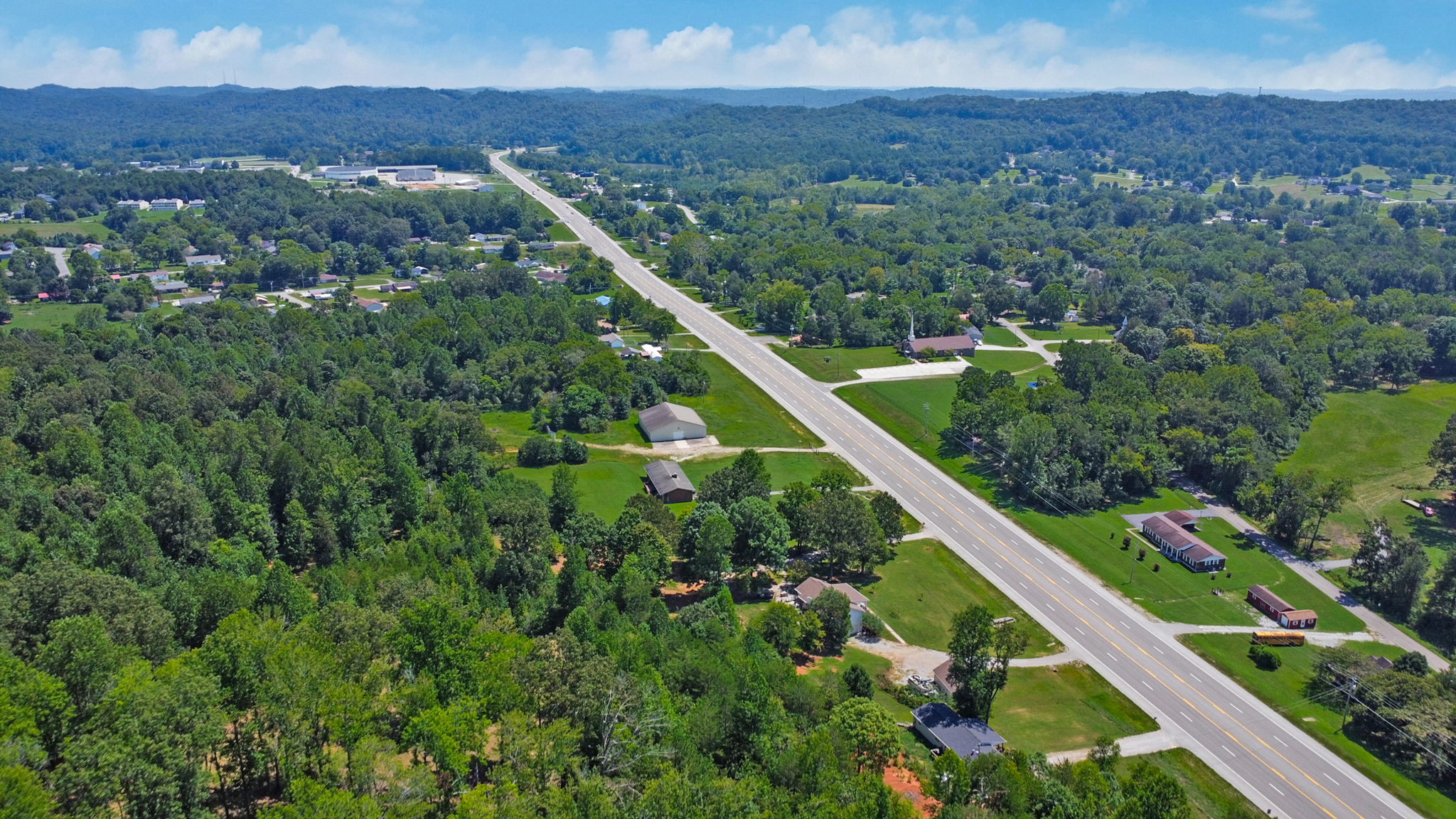 Rockwood, Tennessee, 37854, United States, 4 Bedrooms Bedrooms, ,3 BathroomsBathrooms,Residential,For Sale,2011403