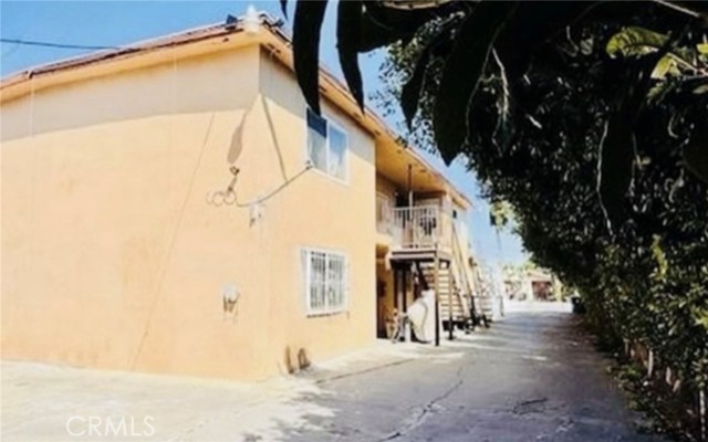 Los Angeles, California, 90059, United States, 11 Bedrooms Bedrooms, ,Residential,For Sale,1975750