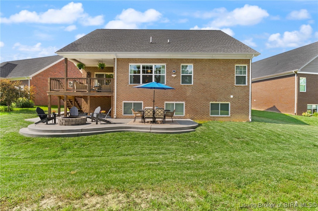Henryville, Indiana, 47126, United States, 4 Bedrooms Bedrooms, ,3 BathroomsBathrooms,Residential,For Sale,1876326