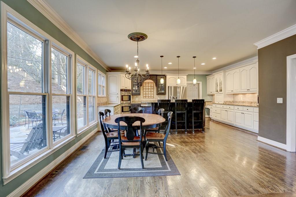 Suwanee, Georgia, 30024, United States, 6 Bedrooms Bedrooms, ,5 BathroomsBathrooms,Residential,For Sale,2013045