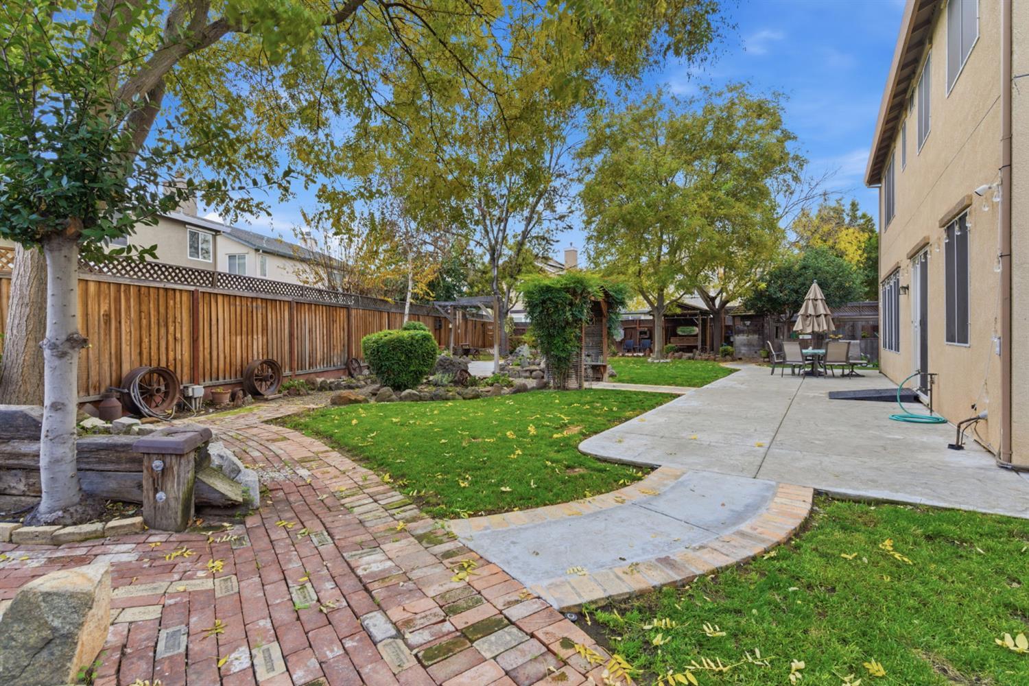 Tracy, California, 95377, United States, 5 Bedrooms Bedrooms, ,3 BathroomsBathrooms,Residential,For Sale,2005564