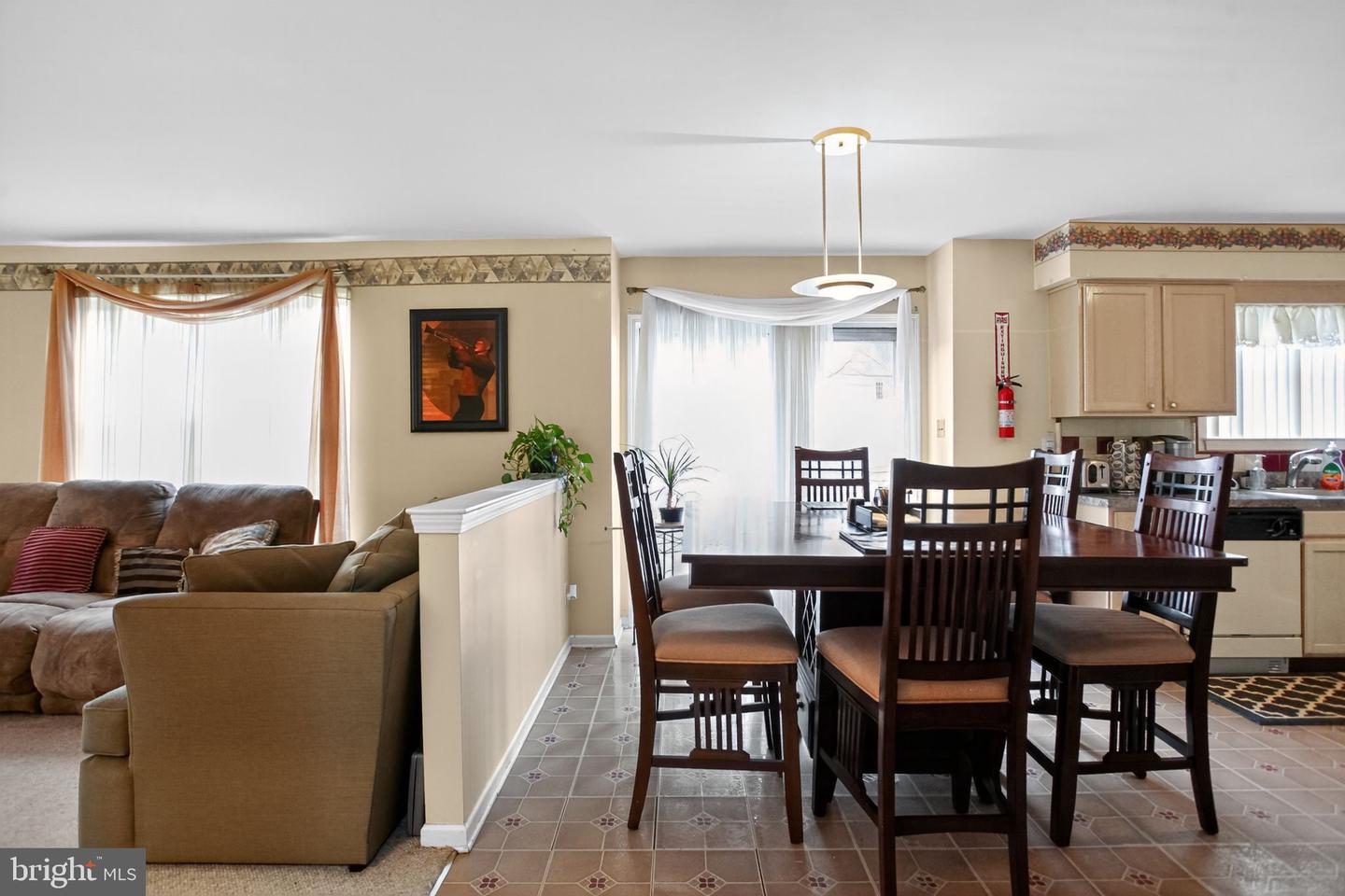 Burlington, New Jersey, 08016, United States, 4 Bedrooms Bedrooms, ,3 BathroomsBathrooms,Residential,For Sale,1988939