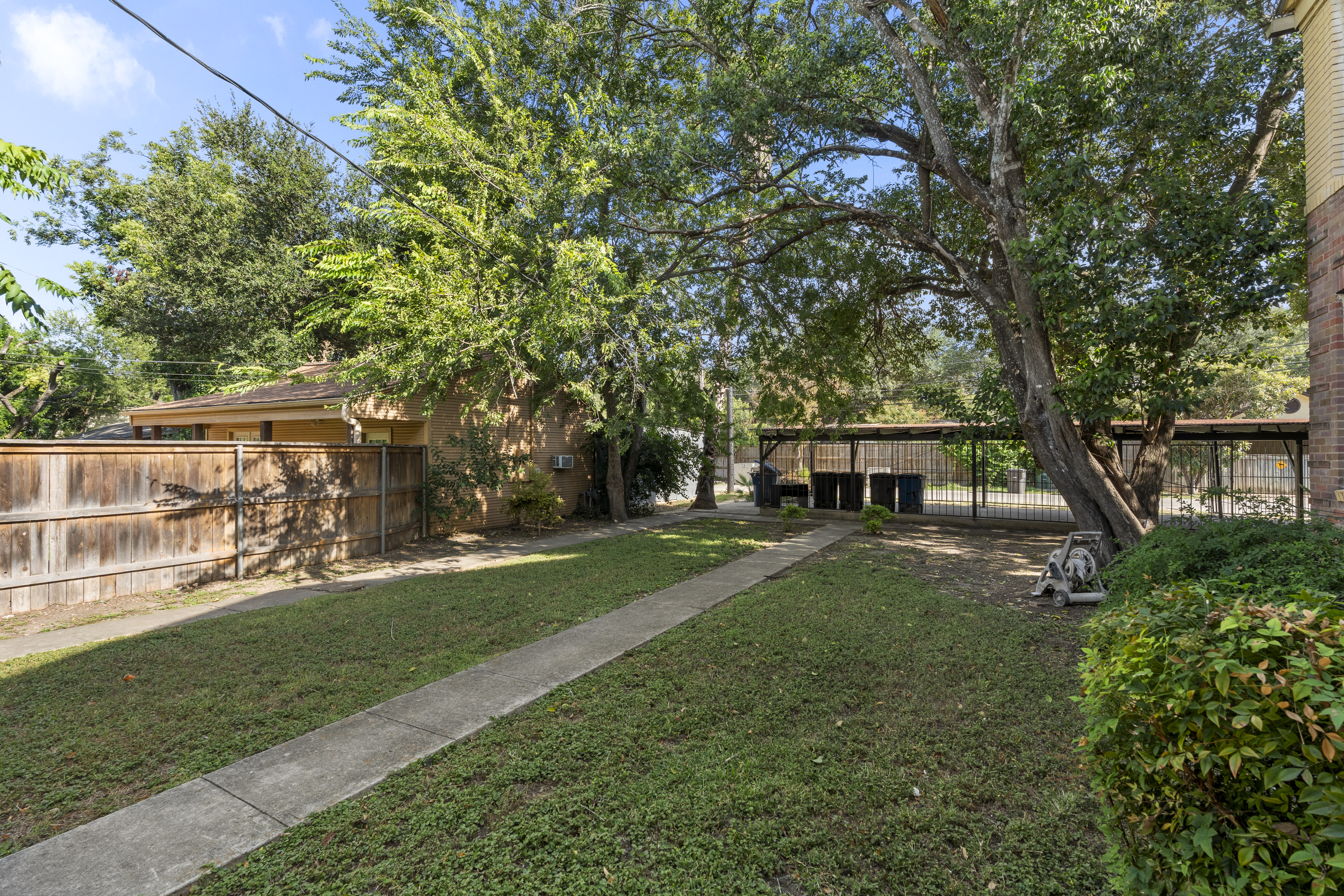  Exceptional 12-Unit Multifamily Investment Opportunity in Historic Monte Vista - 物件實景