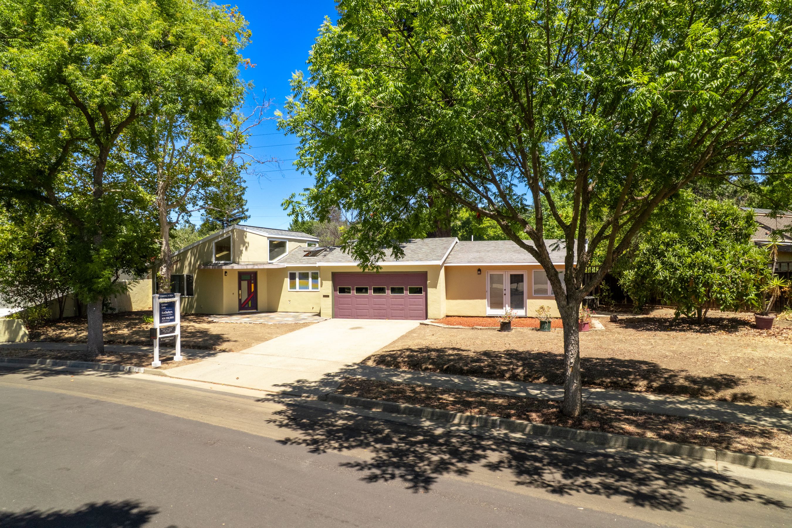  Corner Lot Retreat in the Heart of Los Gatos’ Vasona Corridor - 物件實景