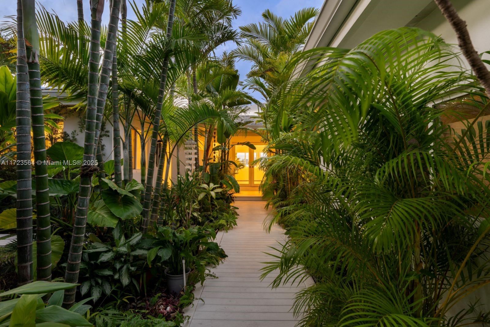 Miami Beach, Florida, 33141, United States, 4 Bedrooms Bedrooms, ,4 BathroomsBathrooms,Residential,For Sale,1688608