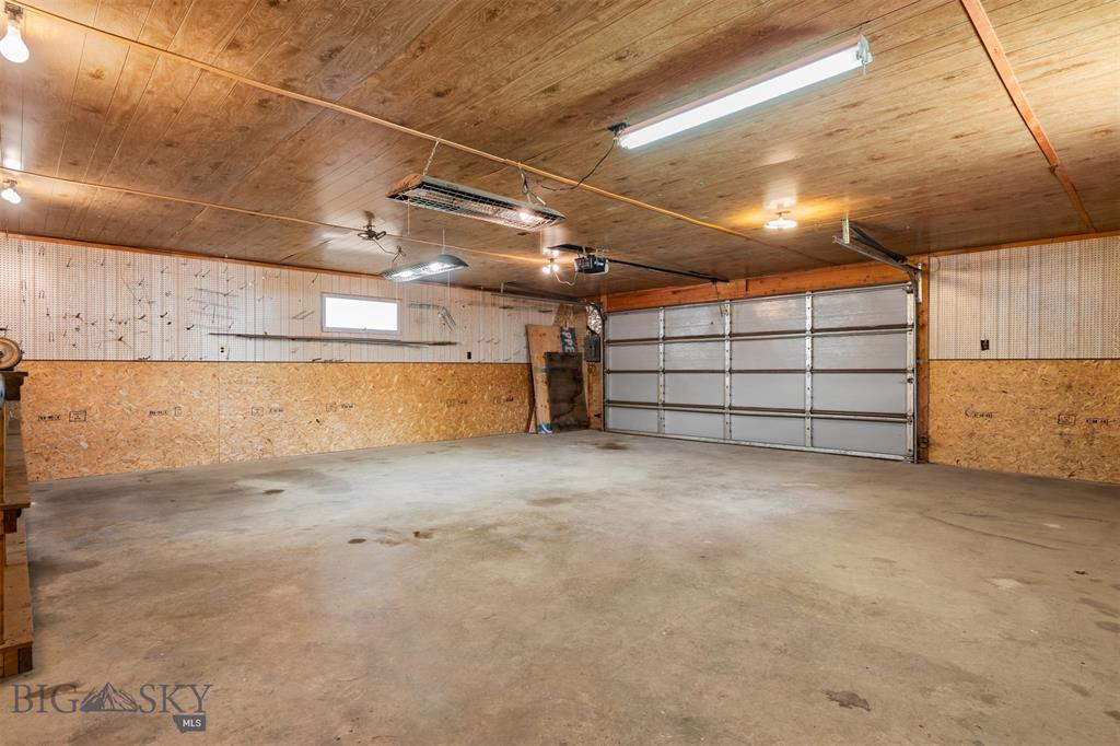 Anaconda, Montana, 59711, United States, 3 Bedrooms Bedrooms, ,3 BathroomsBathrooms,Residential,For Sale,1923653