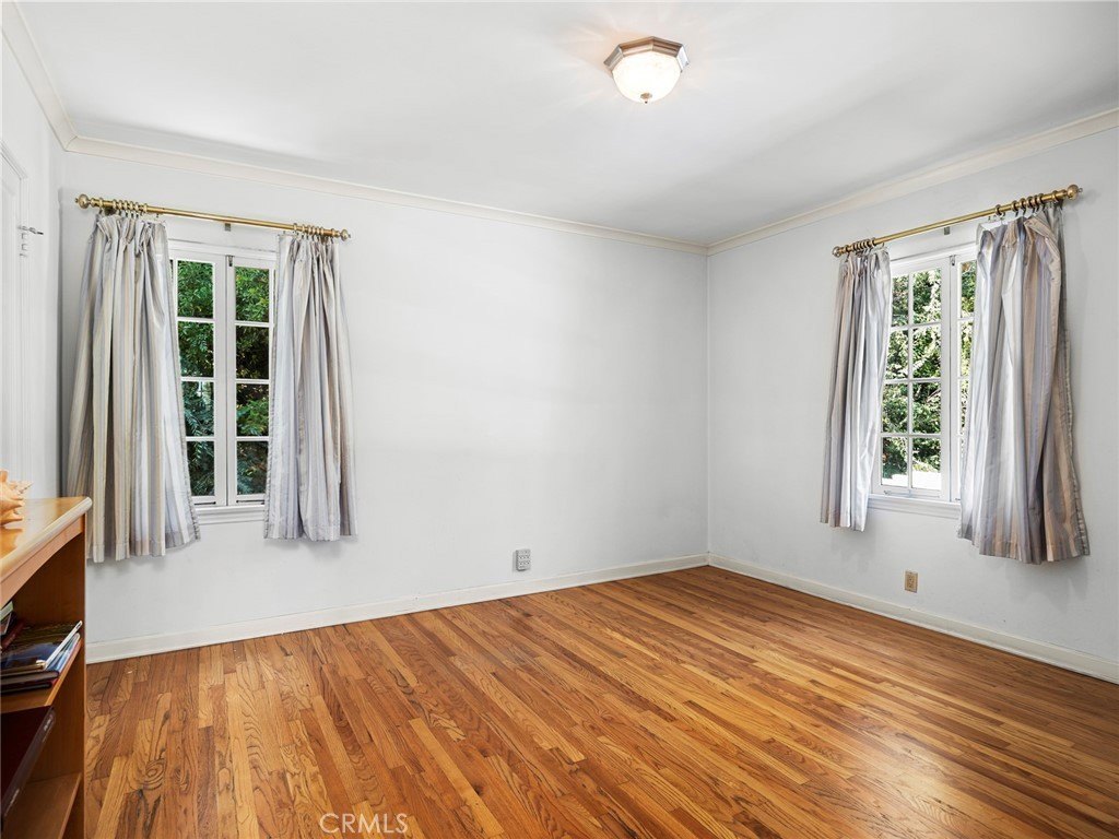 Glendale, California, 91207, United States, 4 Bedrooms Bedrooms, ,3 BathroomsBathrooms,Residential,For Sale,1910492