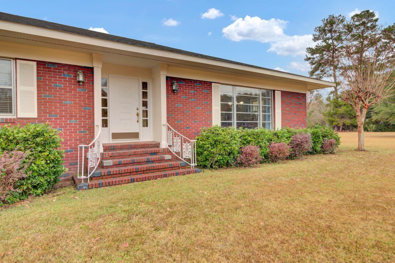 388 Main Street E, Harleyville, South Carolina, 29448, United States, 4 Bedrooms Bedrooms, ,2 BathroomsBathrooms,Residential,For Sale,388 Main Street E,1668462