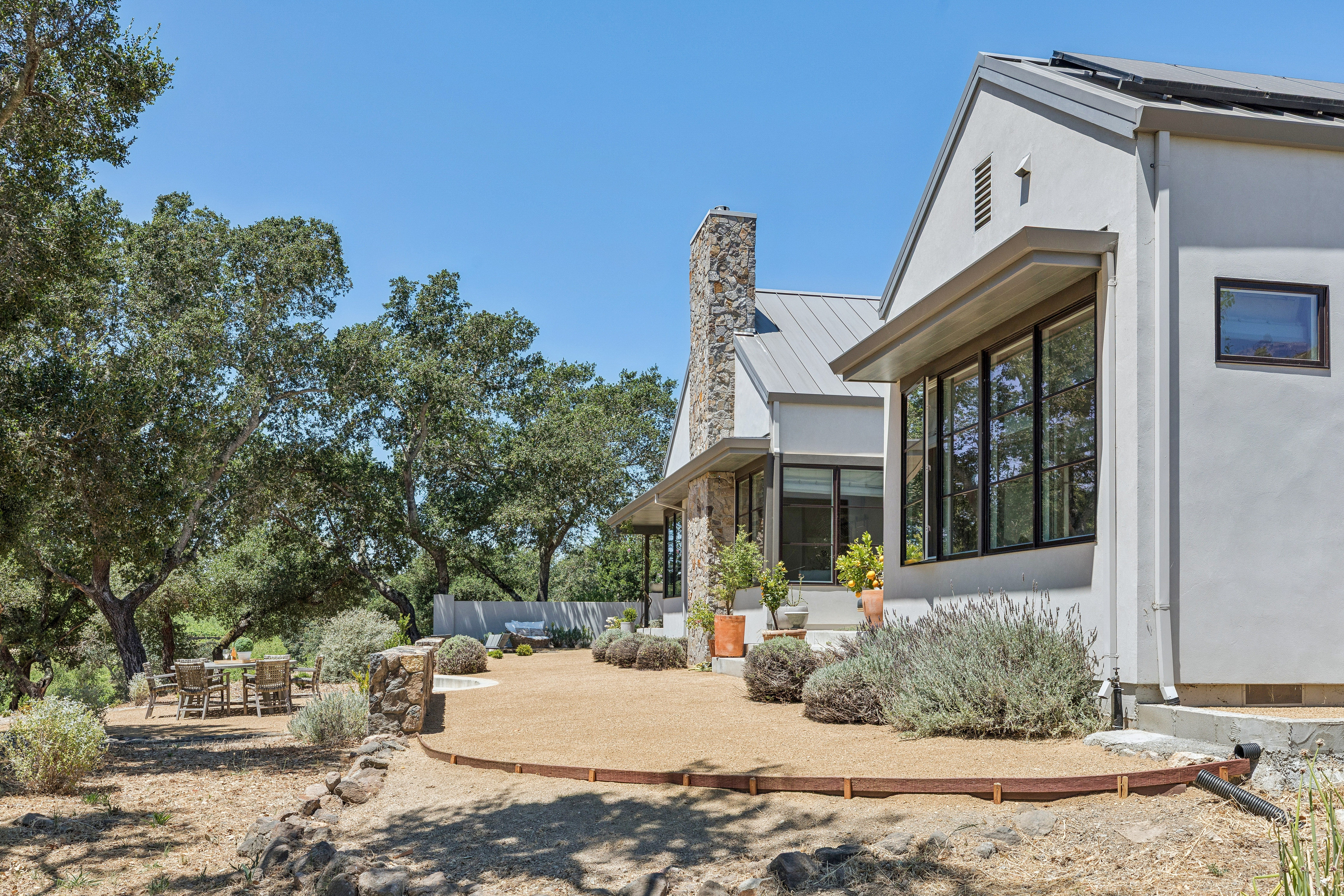  Refined Wine Country Estate - 物件實景