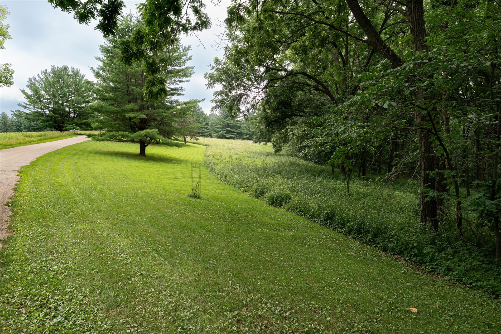 Ferryville, Wisconsin, 54628, United States, 3 Bedrooms Bedrooms, ,3 BathroomsBathrooms,Residential,For Sale,1904221