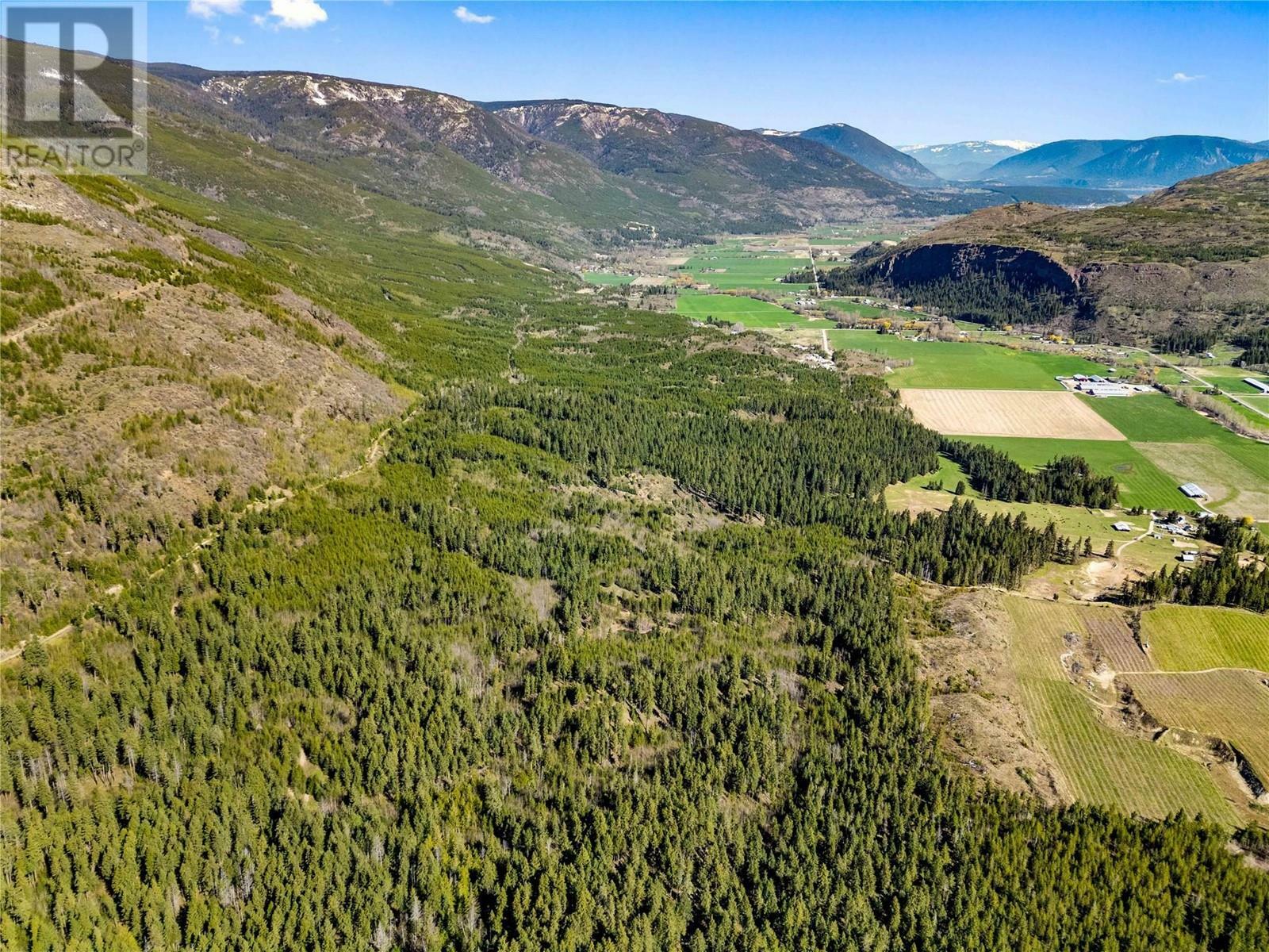 SALMON ARM, British Columbia, V1E 3E9, CA, ,Residential,For Sale,1838022