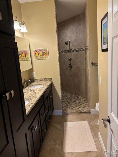 Skaneateles, New York, 13152, United States, 3 Bedrooms Bedrooms, ,3 BathroomsBathrooms,Residential,For Sale,1850098