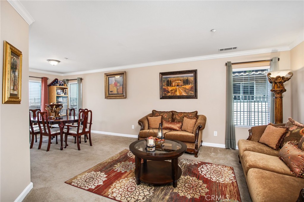 Spring Valley, California, 91978, United States, 4 Bedrooms Bedrooms, ,3 BathroomsBathrooms,Residential,For Sale,1943889