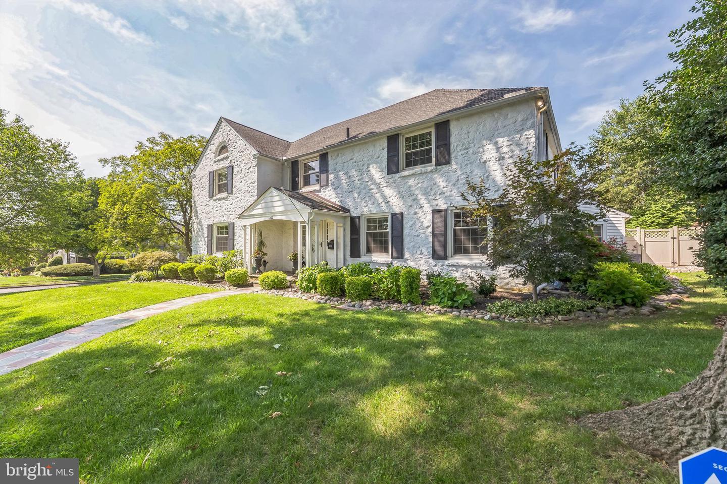Drexel Hill, Pennsylvania, 19026, United States, 5 Bedrooms Bedrooms, ,6 BathroomsBathrooms,Residential,For Sale,1934182