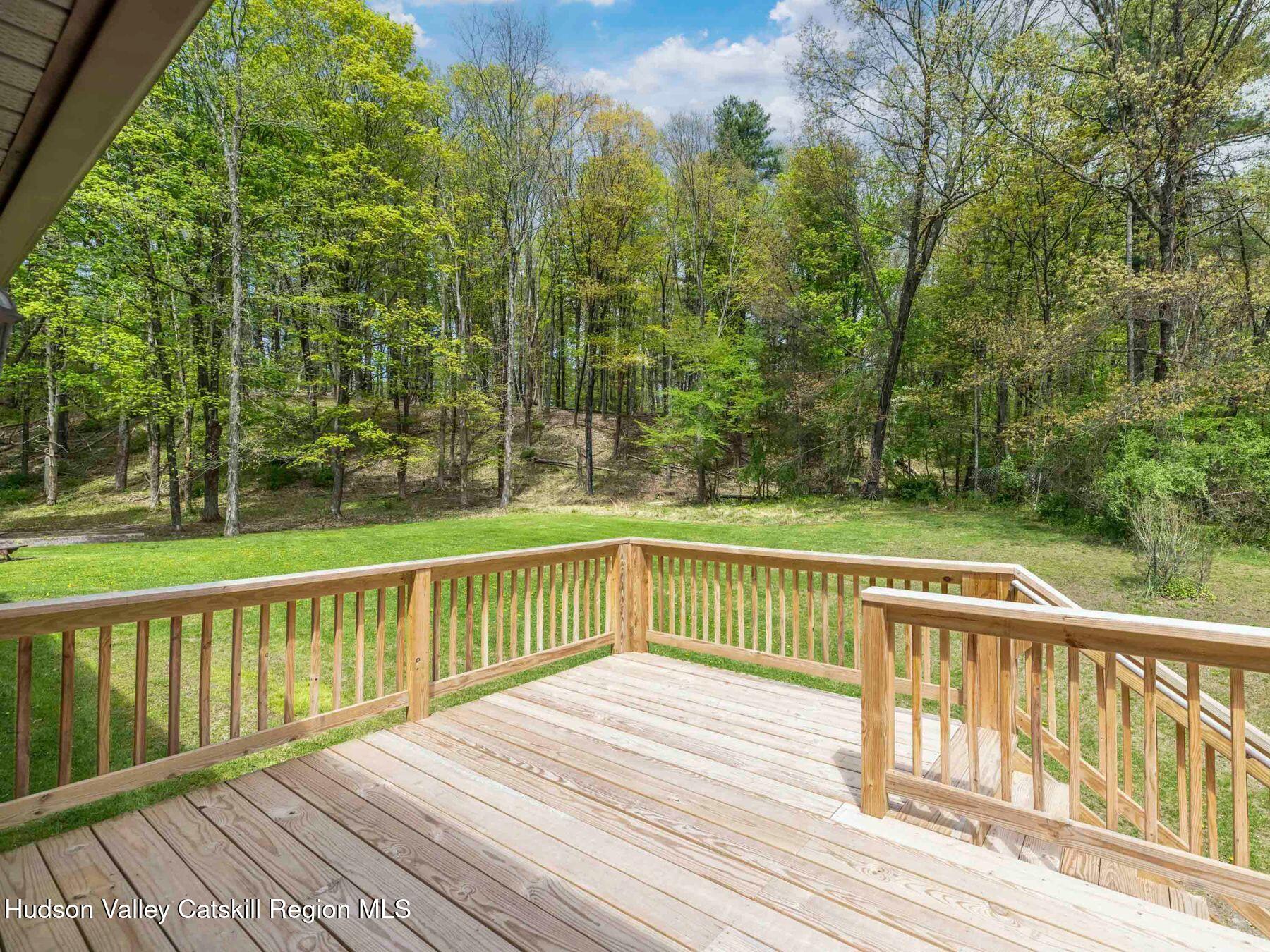 Stone Ridge, New York, 12484, United States, 4 Bedrooms Bedrooms, ,2 BathroomsBathrooms,Residential,For Sale,1804988