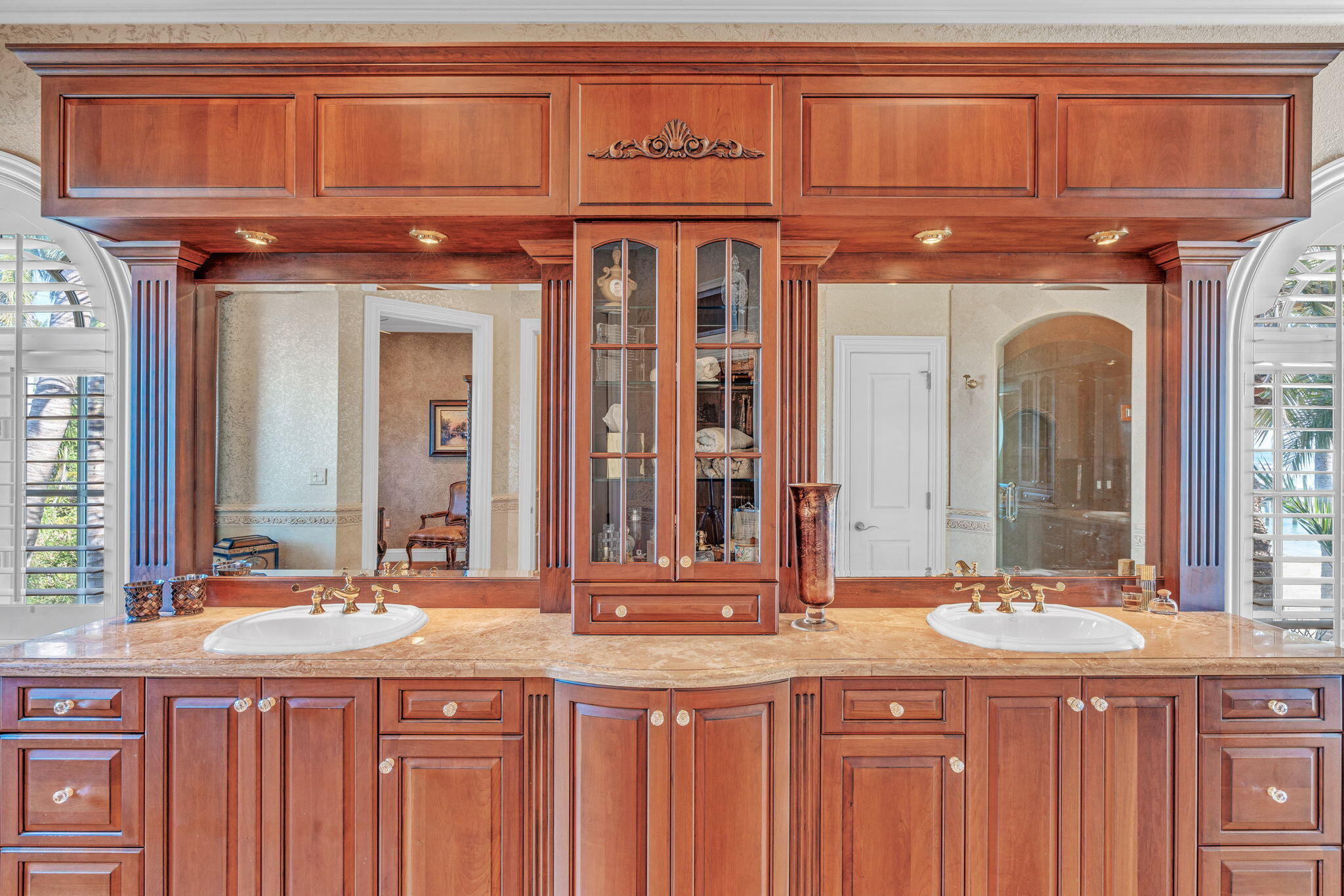 KEY COLONY, Florida, 33051, United States, 4 Bedrooms Bedrooms, ,5 BathroomsBathrooms,Residential,For Sale,1996950