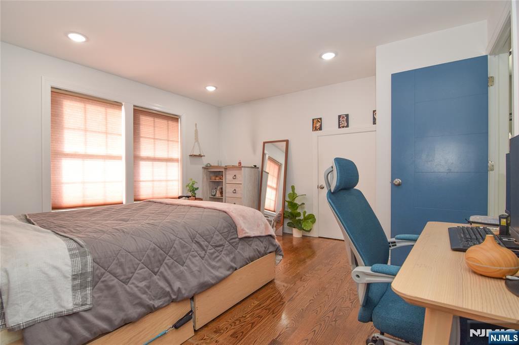 North Arlington, New Jersey, 07031, United States, 3 Bedrooms Bedrooms, ,4 BathroomsBathrooms,Residential,For Sale,1981700