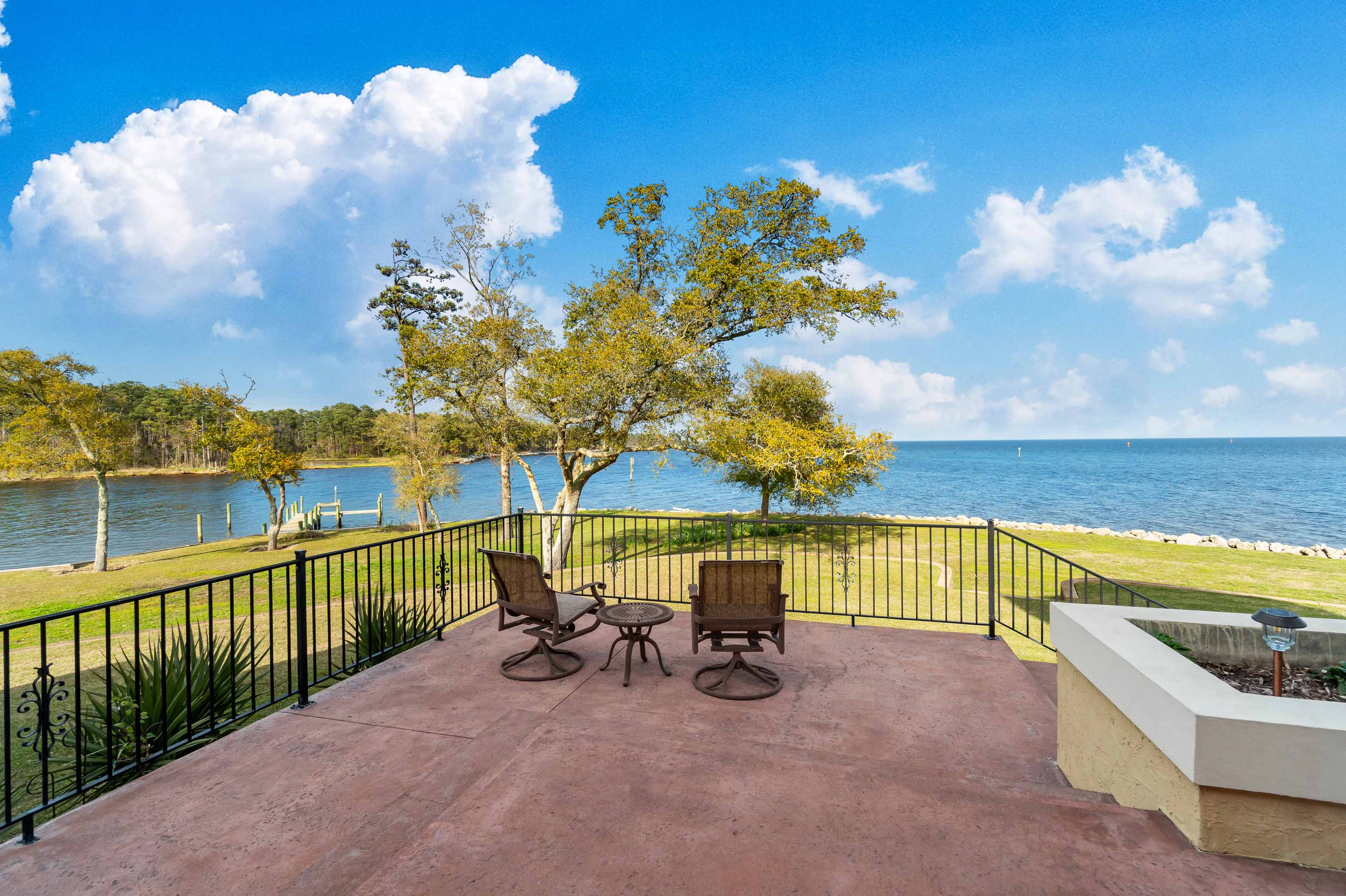 Oriental, North Carolina, 28571, United States, 3 Bedrooms Bedrooms, ,5 BathroomsBathrooms,Residential,For Sale,2011352