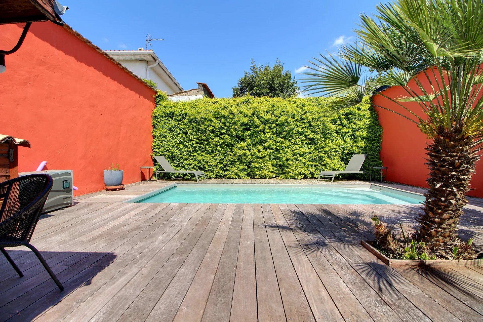 Bordeaux, New Aquitaine, 33000, FR, 4 Bedrooms Bedrooms, ,2 BathroomsBathrooms,Residential,For Sale,1640266