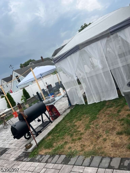 Linden City, New Jersey, 07036, United States, 3 Bedrooms Bedrooms, ,2 BathroomsBathrooms,Residential,For Sale,1966436