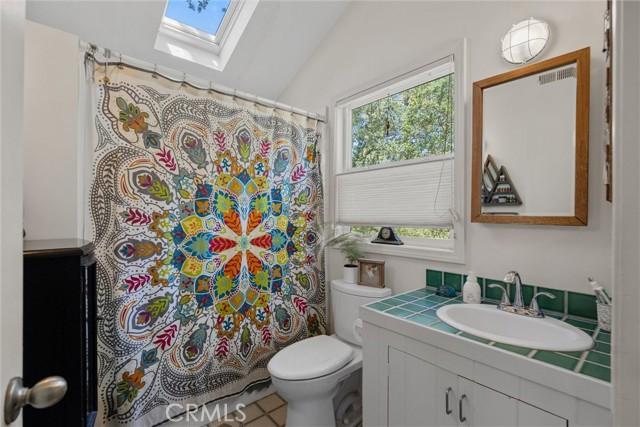 Chic, California, 95928, United States, 2 Bedrooms Bedrooms, ,2 BathroomsBathrooms,Residential,For Sale,2049123
