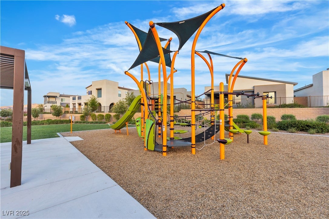 Henderson, Nevada, 89044, United States, 4 Bedrooms Bedrooms, ,2 BathroomsBathrooms,Residential,For Sale,1978774