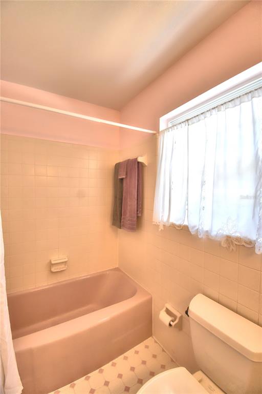 Bartow, Florida, 33830, United States, 5 Bedrooms Bedrooms, ,3 BathroomsBathrooms,Residential,For Sale,1839878