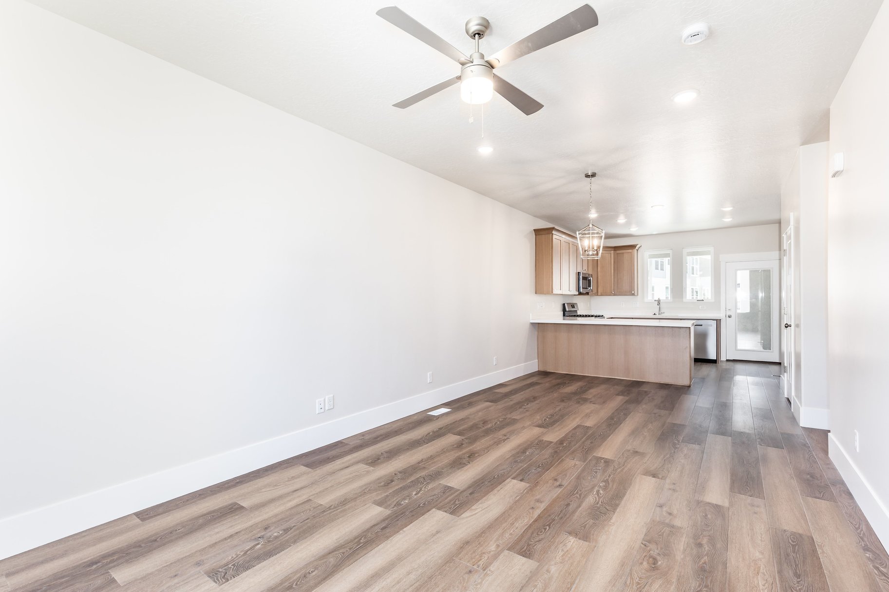  Beautiful Three-Bedroom Townhome at The Ridge at Spanish Fork - 物件實景