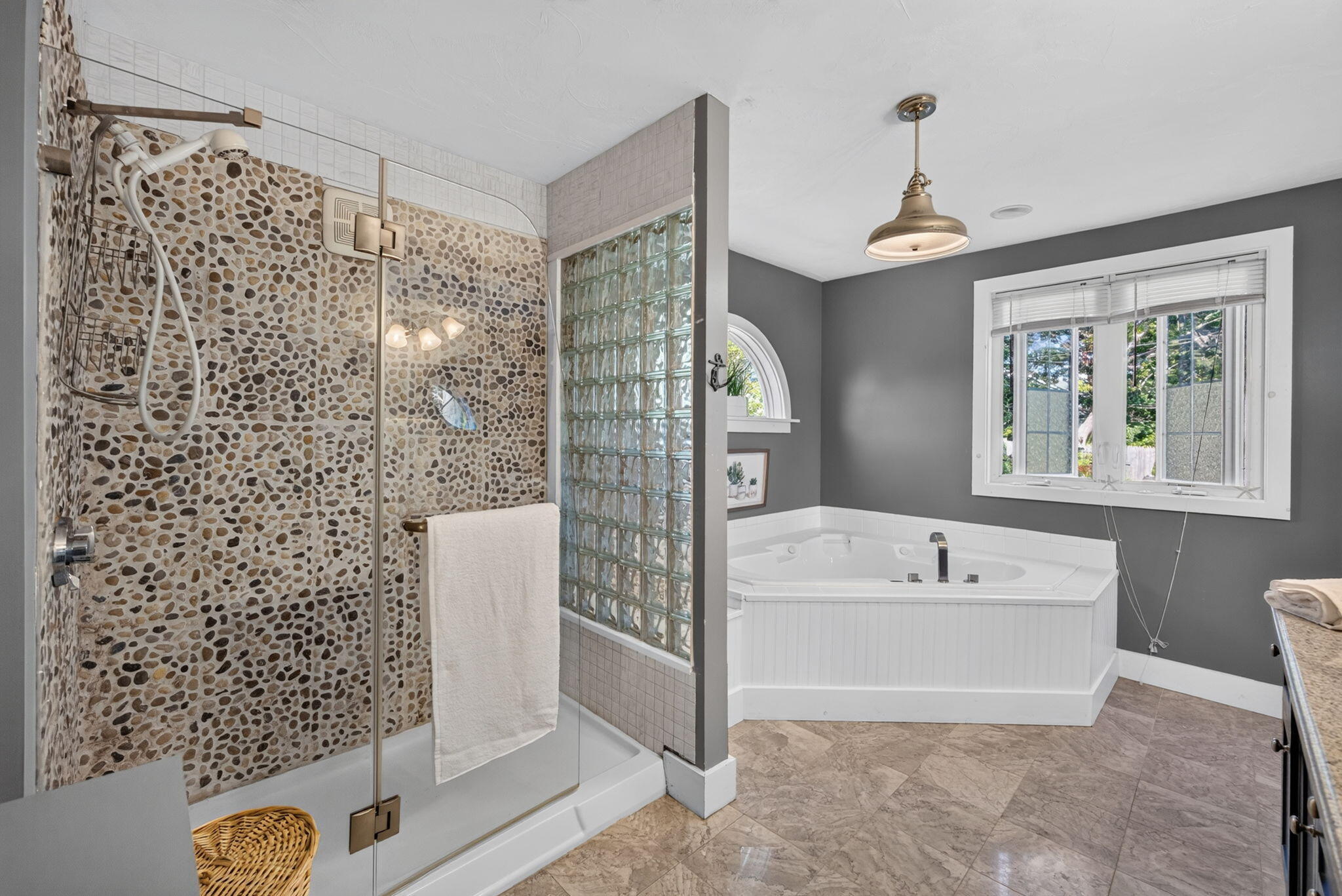  21 Kens Way Street, West Yarmouth, MA, 02673 - 物件實景