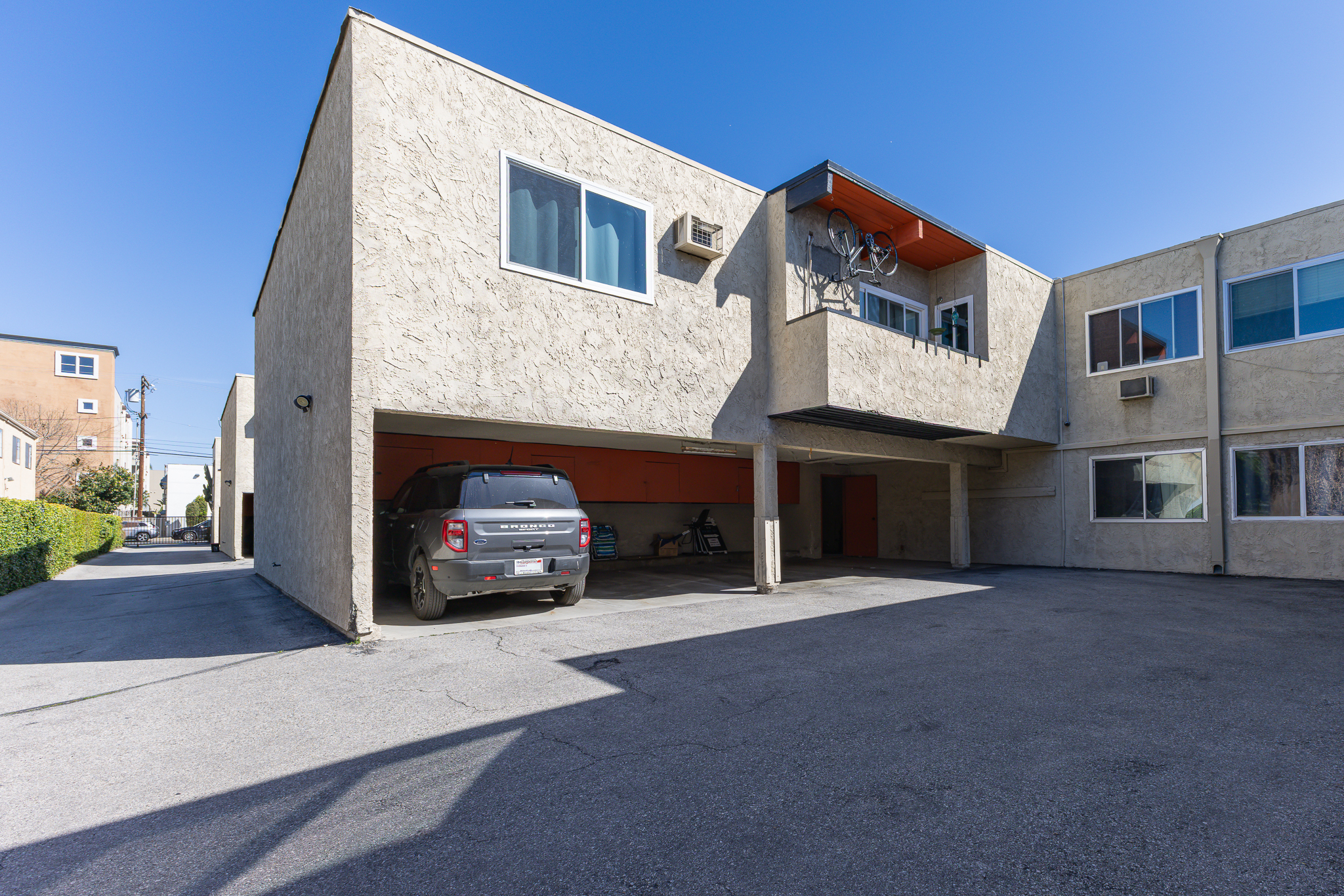  12014 Kling Street, #18 - 物件實景