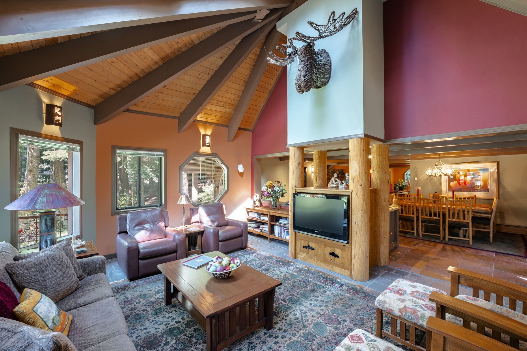  Carnelian Bay home backing to forest service and with an additional vacant lot - 物件實景