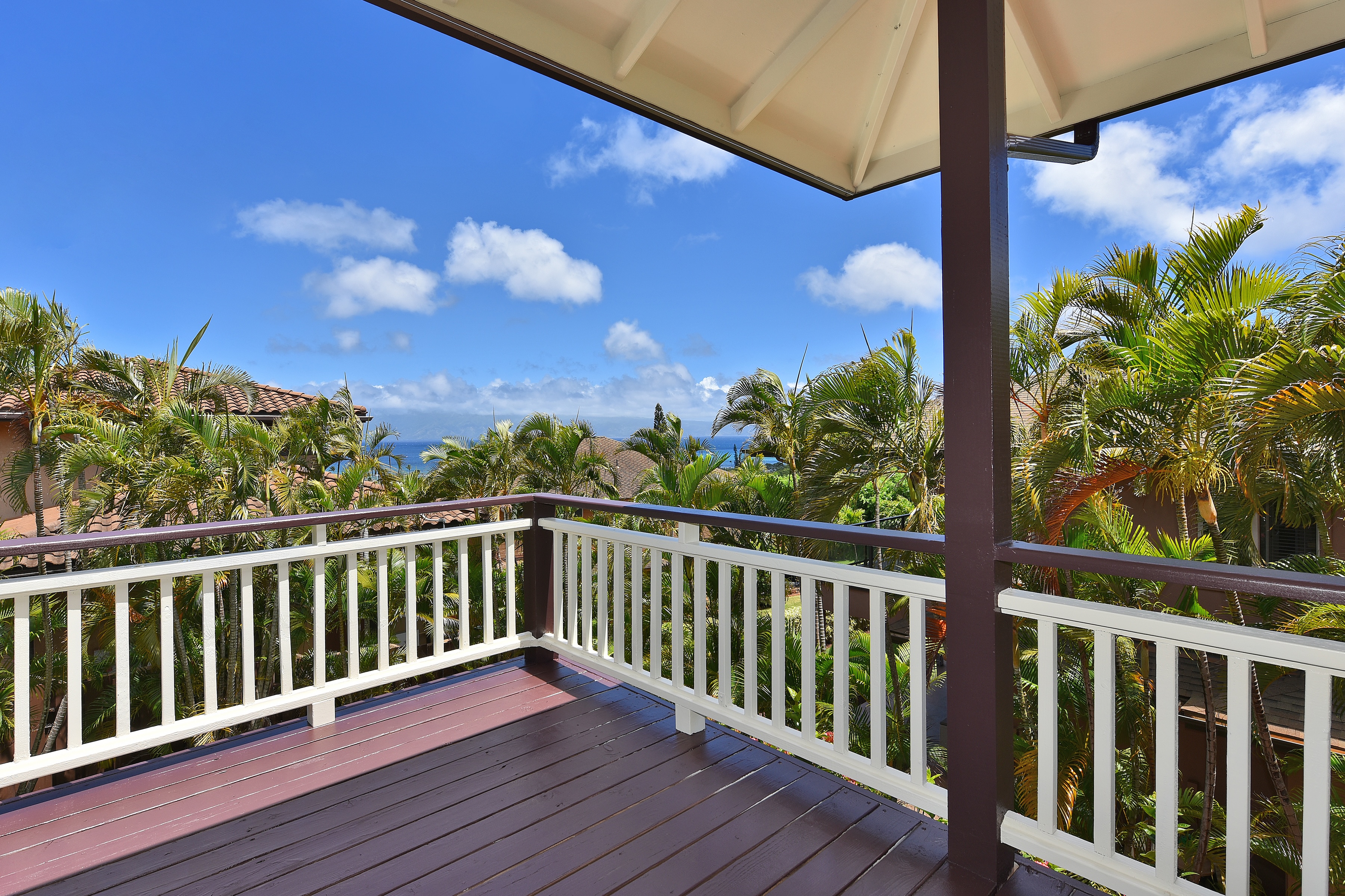  Updated two-story home featuring ocean and island views - 物件實景