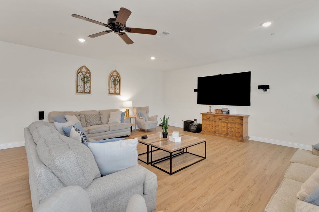 Victorville, California, 92392, United States, 4 Bedrooms Bedrooms, ,3 BathroomsBathrooms,Residential,For Sale,1993881