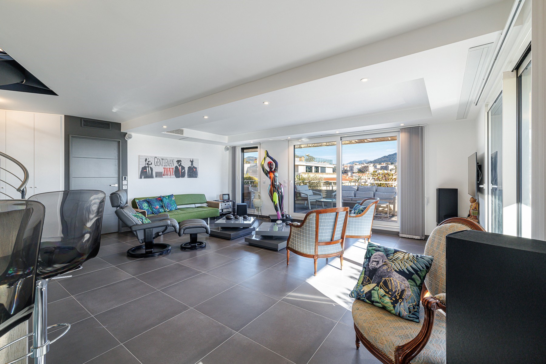  For sale 2-bedroom apartment in Nice Libération with high-end finishes - 物件實景