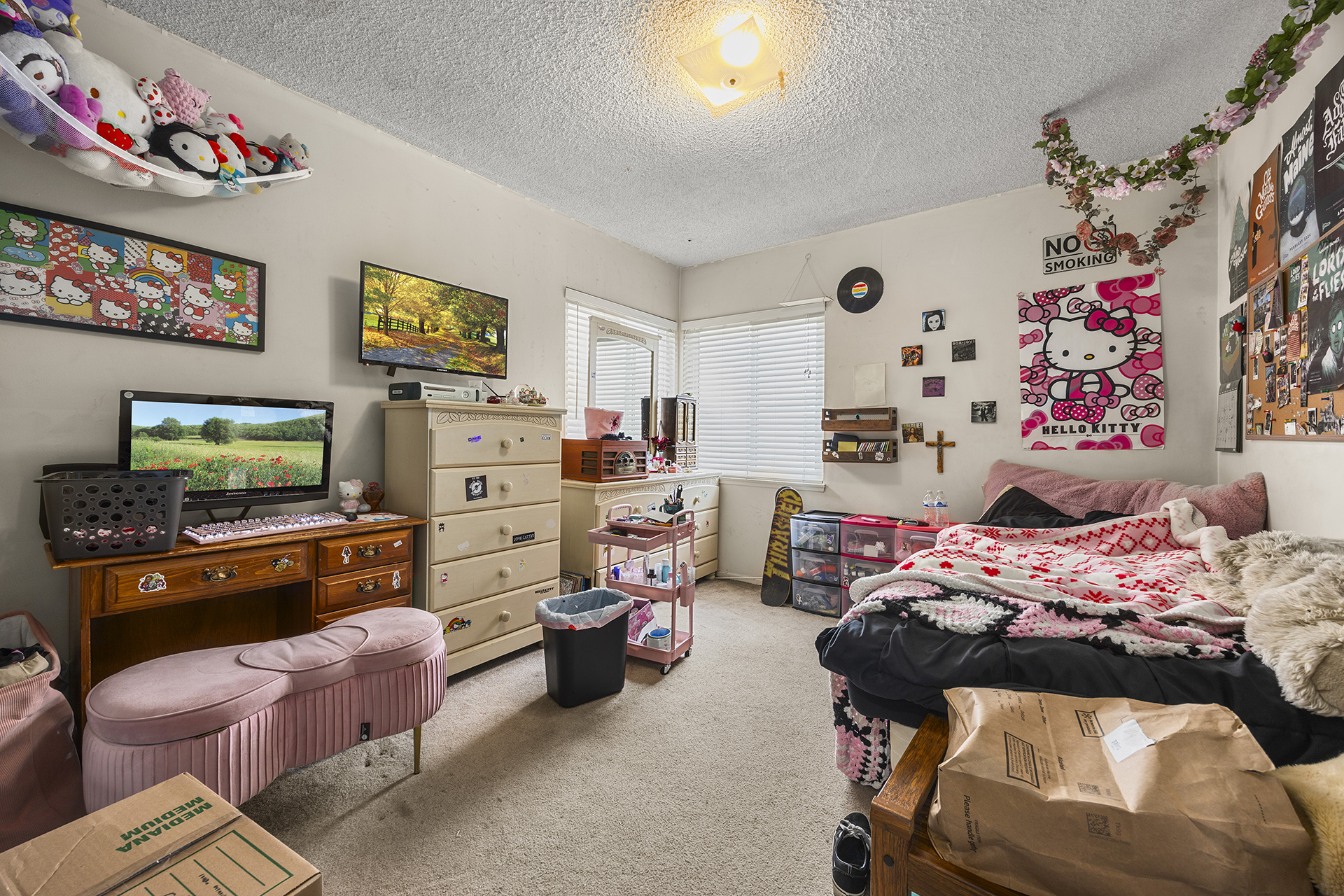 Fullerton, California, 92833, United States, 4 Bedrooms Bedrooms, ,2 BathroomsBathrooms,Residential,For Sale,2049395