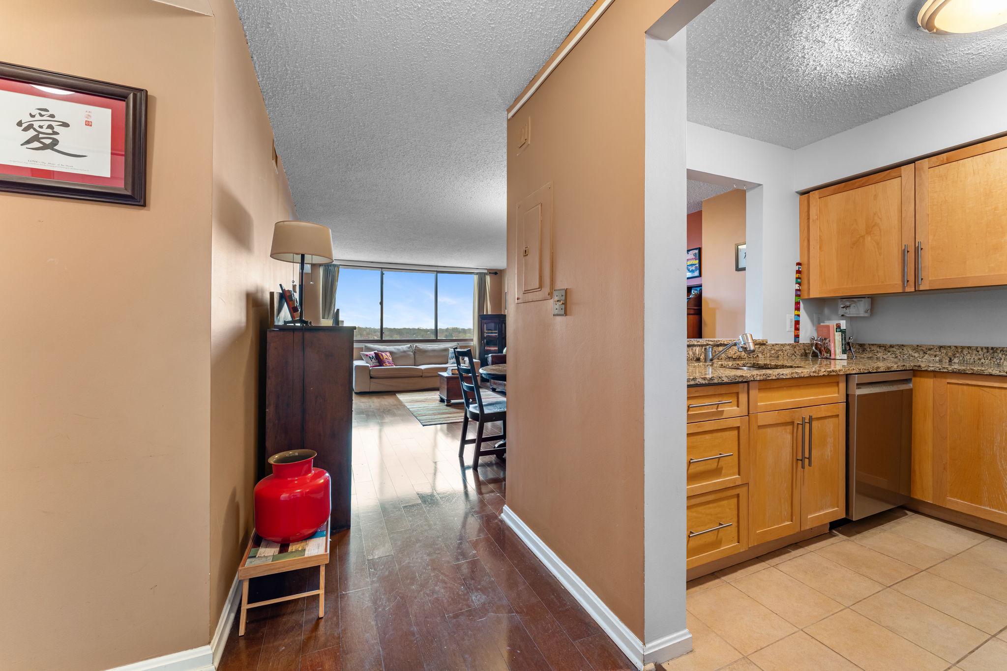  10101 Grosvenor Place, Rockville, MD, 20852 - 物件實景