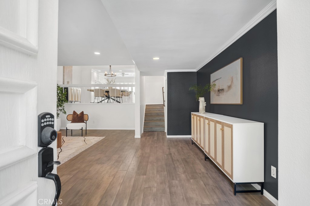 Woodland Hills, California, 91367, United States, 2 Bedrooms Bedrooms, ,3 BathroomsBathrooms,Residential,For Sale,1920124